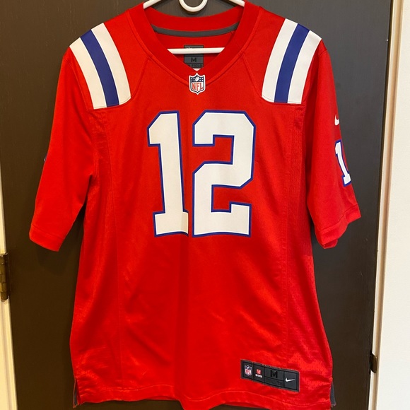 brady throwback jersey